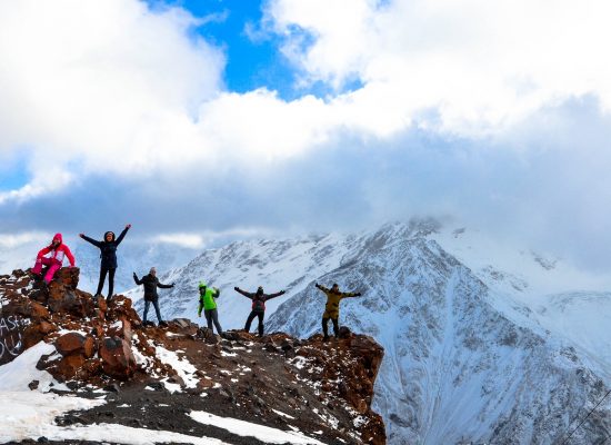 Elbrus Höhe und Besteigung