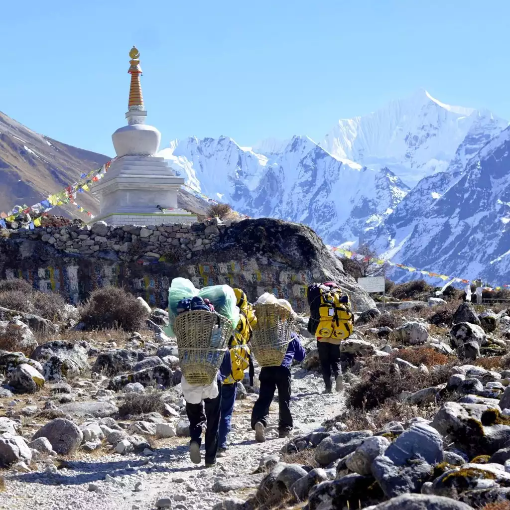 Langtang Valley Trek - Sherpa Expedition Teams