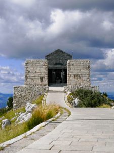 Lovcen Nationalpark​ Mausoleum Njegos Montenegro